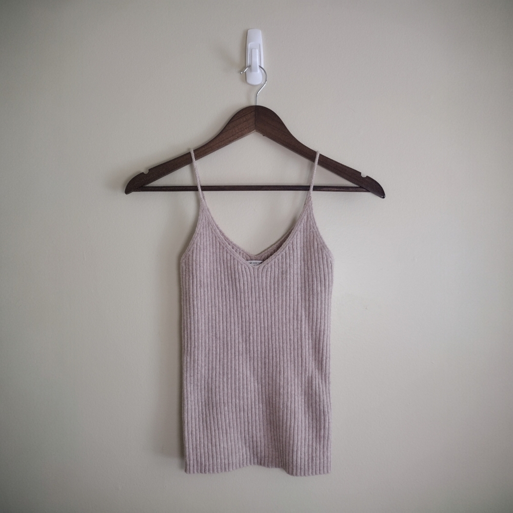 🌿 American Eagle Outfitters Size Medium Ribbed Pink Cami Top